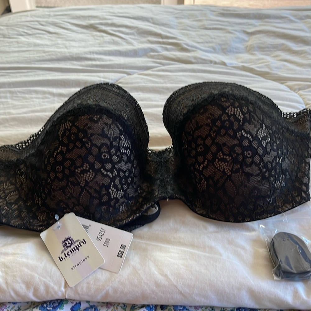 NWT B Tempted strapless bra